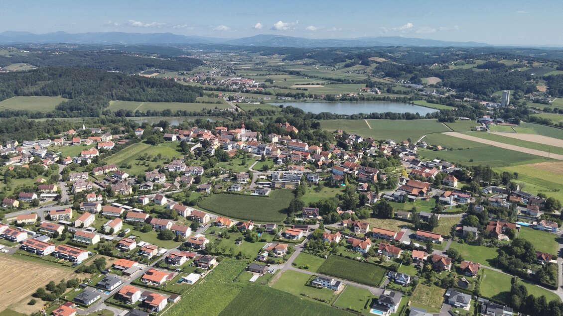 Aerial photo of Kirchberg an der Raab showing the village, church and Raab valley